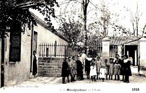1091- Moudjeubeur-1918- L'Ecole